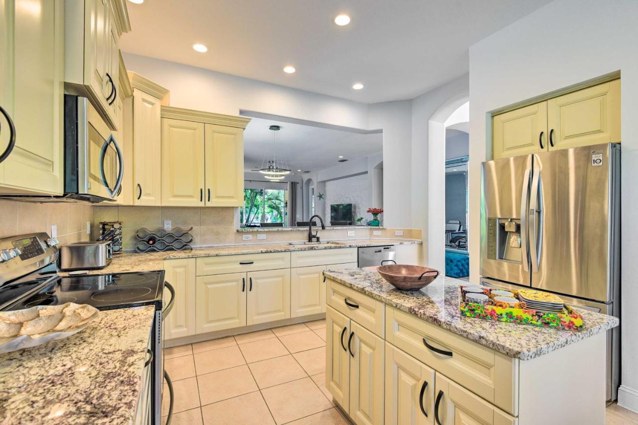 הוילה Sun-Soaked Sarasota Oasis With Pool And Hot Tub! מראה חיצוני תמונה