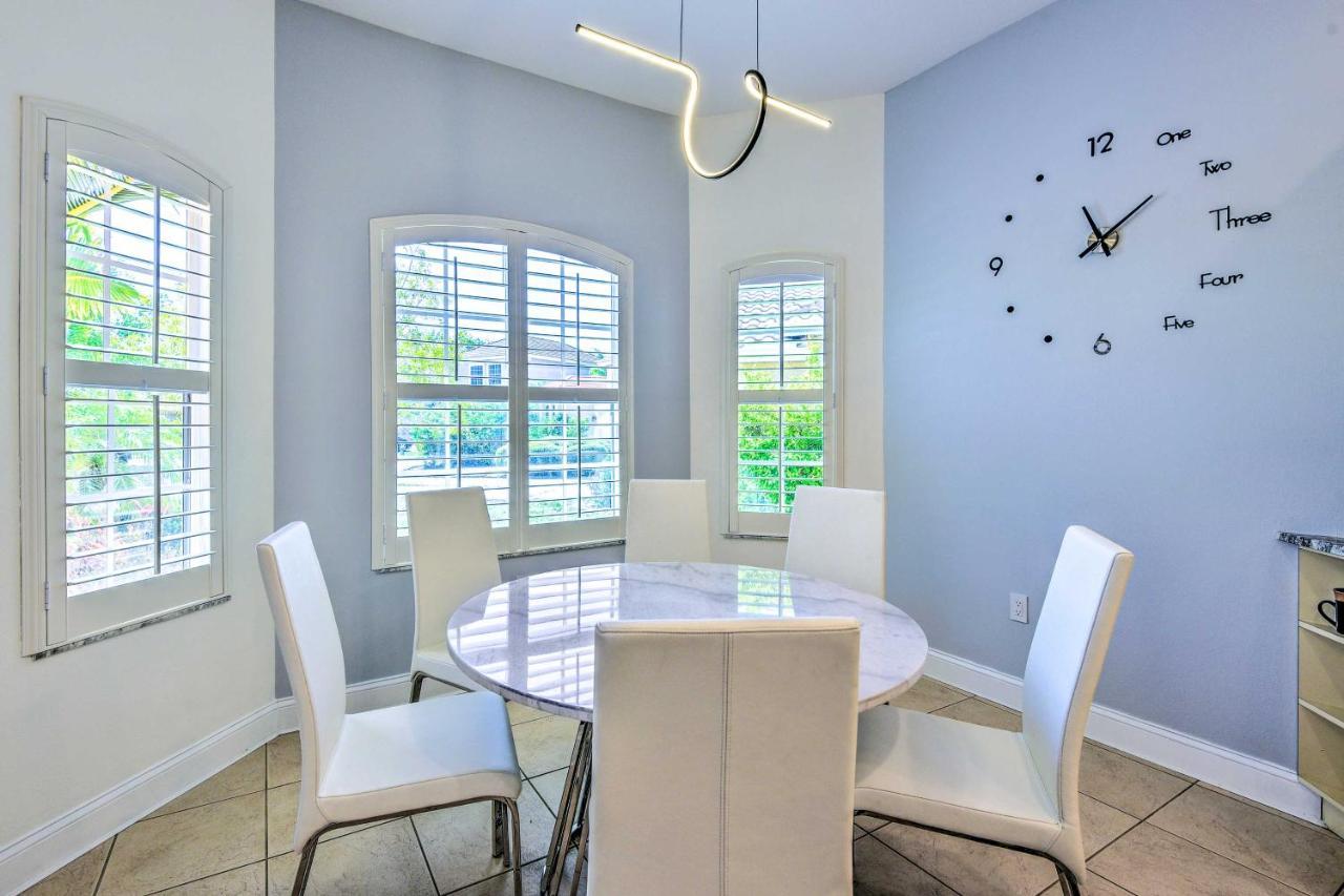 הוילה Sun-Soaked Sarasota Oasis With Pool And Hot Tub! מראה חיצוני תמונה