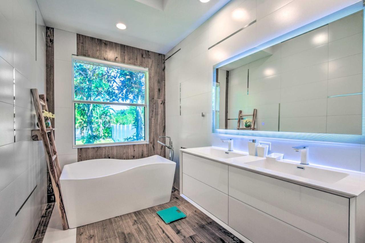 הוילה Sun-Soaked Sarasota Oasis With Pool And Hot Tub! מראה חיצוני תמונה